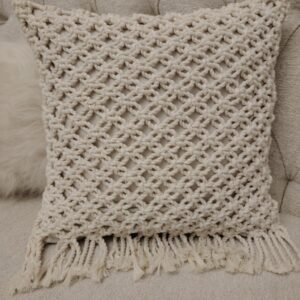 كوشن بخيط المكرمية القطن