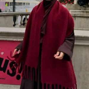 الشال الترند